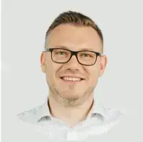 Константин Степанов