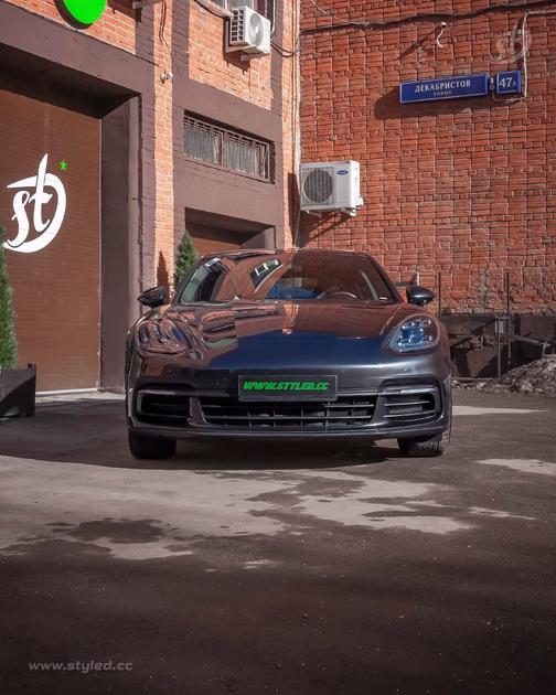 Оклейка полиуретановой пленкой и шумоизоляция Porsche Panamera