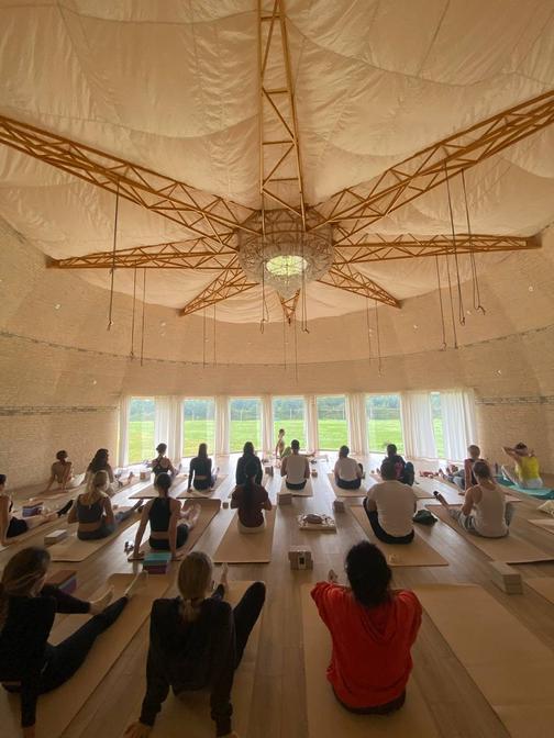 Deep Yoga Weekend - ретрит в Подмосковье в Йога Даче 15-17 ноября