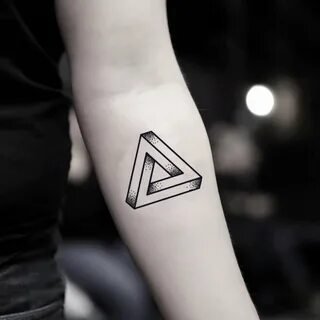 Откройте для себя татуировки с треугольниками и цветами | Татуировка