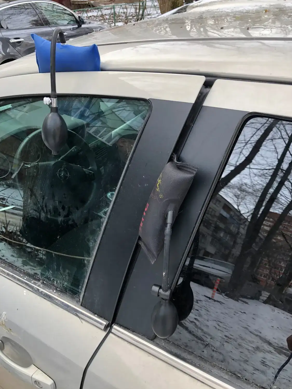 фото вскрытых авто