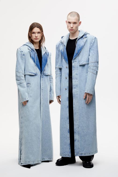 Купить плащ в пол из светлого денима - Arligent