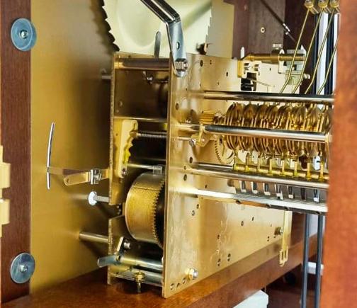 Ремонт напольных часов с выездом на дом – в Москве сервисный центр ...