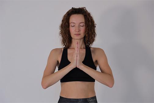 Шивананда-йога — история, техника, особенности практики