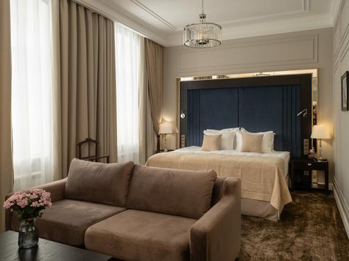 Люкс в Пестриков Отель 5* в Смоленске