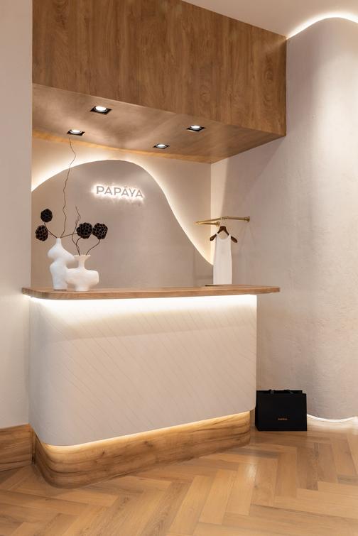 PAPAYA - современный российский бренд одежды