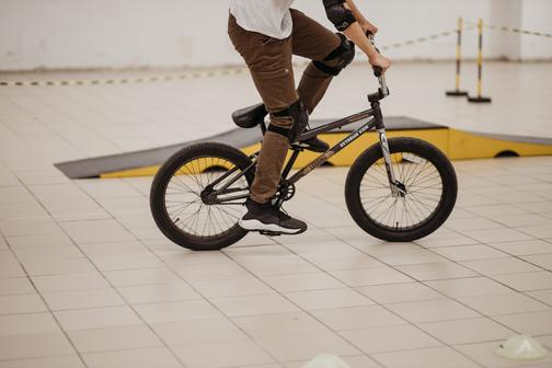 Школа BMX в г. Сочи. Обучение трюкам на bmx велосипеде для детей от 4,5 ...