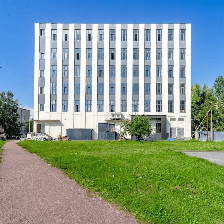 Современные апартаменты LookApart в центре города - просторные номера 